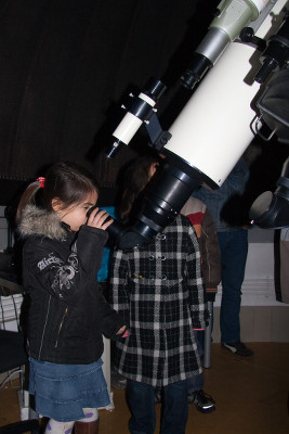 Zelf door een telescoop kijken
