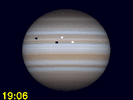 Io, Io's schaduw, Europa en Europa's schaduw gelijktijdig te zien op Jupiters schijf