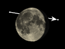 De Maan bedekt SAO 78045