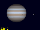 Io's schaduw en Ganymedes gelijktijdig zichtbaar op Jupiters schijf