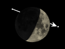 De Maan bedekt 14 Piscium