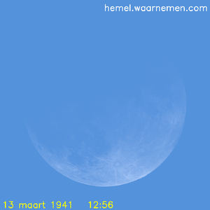 De Maan tijdens het maximum van de eclips